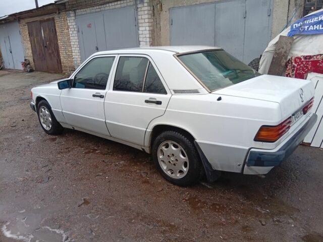 Белый Мерседес 190, объемом двигателя 0 л и пробегом 386 тыс. км за 1525 $, фото 1 на Automoto.ua
