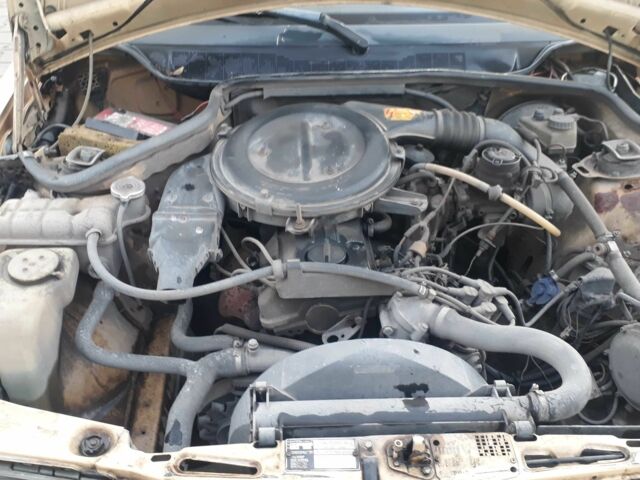 Бежевий Мерседес 190, об'ємом двигуна 2 л та пробігом 350 тис. км за 1700 $, фото 6 на Automoto.ua