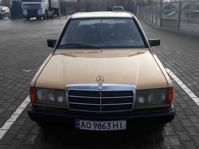 Бежевий Мерседес 190, об'ємом двигуна 2 л та пробігом 350 тис. км за 1700 $, фото 1 на Automoto.ua
