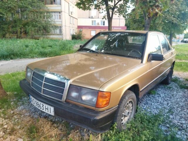 Бежевий Мерседес 190, об'ємом двигуна 2 л та пробігом 350 тис. км за 1700 $, фото 11 на Automoto.ua