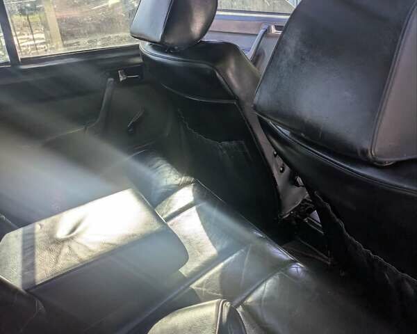 Чорний Мерседес 190, об'ємом двигуна 2 л та пробігом 550 тис. км за 800 $, фото 1 на Automoto.ua