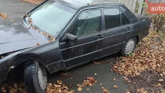 Чорний Мерседес 190, об'ємом двигуна 2 л та пробігом 470 тис. км за 765 $, фото 3 на Automoto.ua