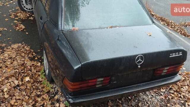 Чорний Мерседес 190, об'ємом двигуна 2 л та пробігом 470 тис. км за 765 $, фото 2 на Automoto.ua