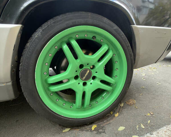 Черный Мерседес 190, объемом двигателя 2 л и пробегом 374 тыс. км за 6500 $, фото 20 на Automoto.ua