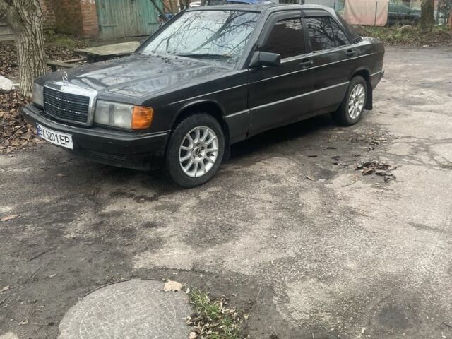 Чорний Мерседес 190, об'ємом двигуна 1.8 л та пробігом 300 тис. км за 1500 $, фото 10 на Automoto.ua