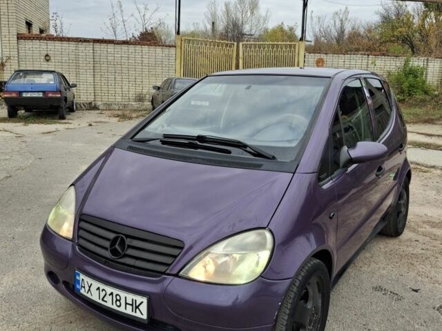 Фиолетовый Мерседес 190, объемом двигателя 1.9 л и пробегом 111 тыс. км за 2550 $, фото 1 на Automoto.ua