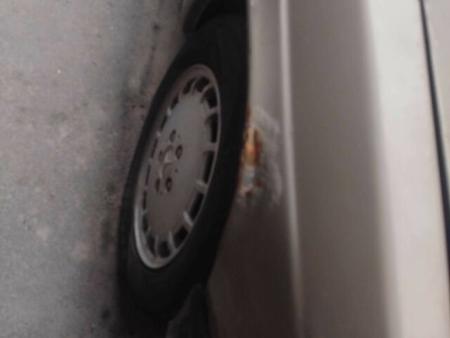 Коричневий Мерседес 190, об'ємом двигуна 2.3 л та пробігом 300 тис. км за 1000 $, фото 9 на Automoto.ua