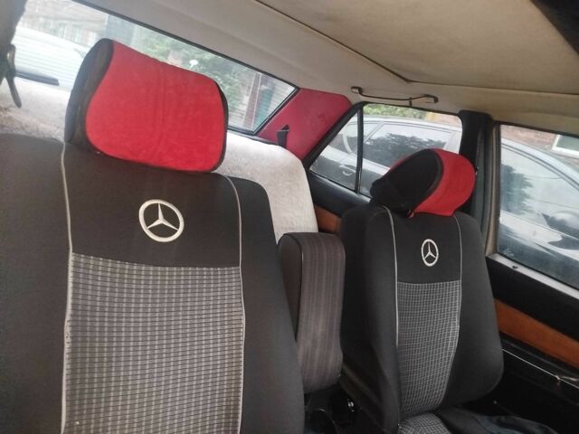 Коричневий Мерседес 190, об'ємом двигуна 2.3 л та пробігом 300 тис. км за 1000 $, фото 5 на Automoto.ua