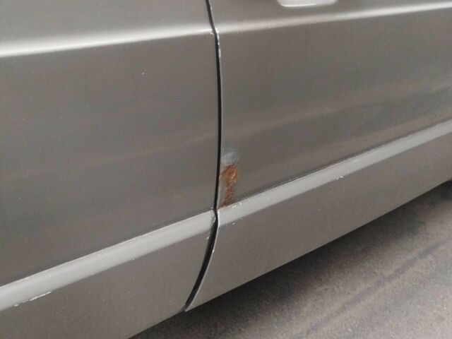 Коричневий Мерседес 190, об'ємом двигуна 2.3 л та пробігом 300 тис. км за 1000 $, фото 7 на Automoto.ua