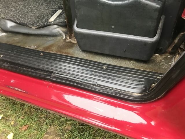 Червоний Мерседес 190, об'ємом двигуна 2.3 л та пробігом 552 тис. км за 2550 $, фото 20 на Automoto.ua