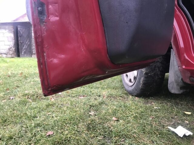 Червоний Мерседес 190, об'ємом двигуна 2.3 л та пробігом 552 тис. км за 2550 $, фото 19 на Automoto.ua