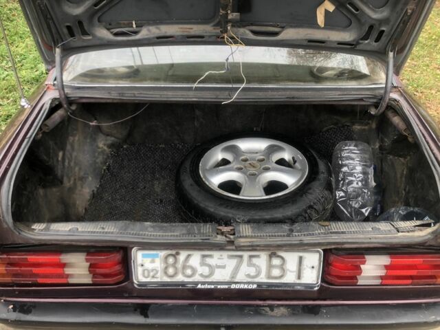 Красный Мерседес 190, объемом двигателя 2 л и пробегом 600 тыс. км за 950 $, фото 18 на Automoto.ua