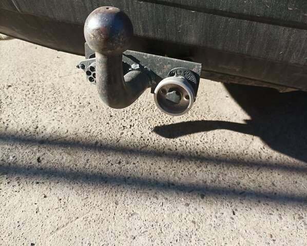 Червоний Мерседес 190, об'ємом двигуна 2 л та пробігом 362 тис. км за 1250 $, фото 2 на Automoto.ua