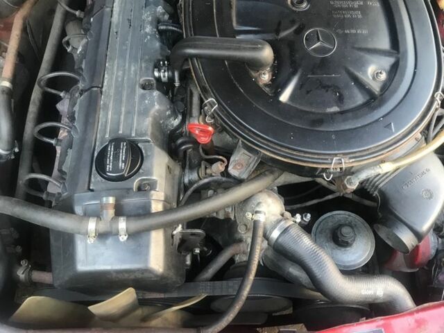 Червоний Мерседес 190, об'ємом двигуна 2.6 л та пробігом 425 тис. км за 2300 $, фото 11 на Automoto.ua