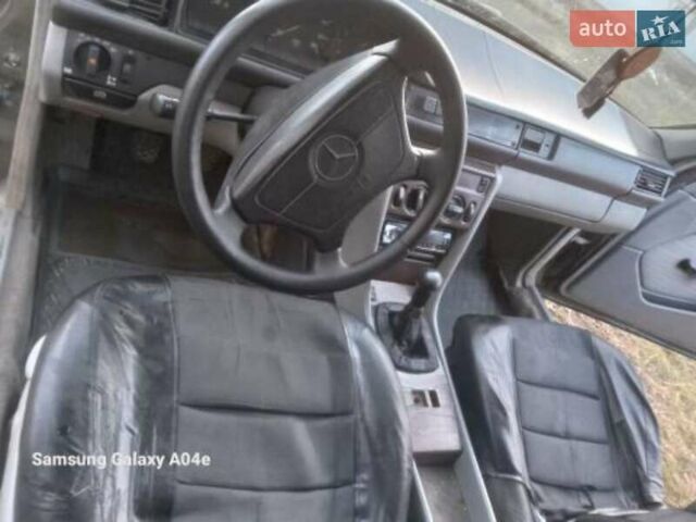 Мерседес 190, об'ємом двигуна 0 л та пробігом 228 тис. км за 1500 $, фото 4 на Automoto.ua