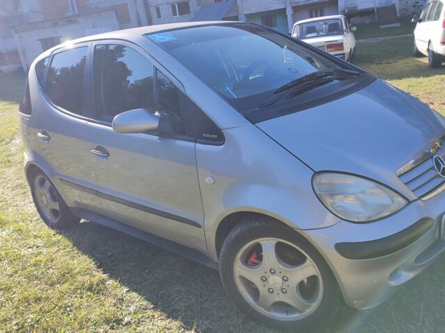 Мерседес 190 1999 у Новояворівськ на Automoto.ua Сірий Мерседес 190, об'ємом двигуна 1.9 л та пробігом 230 тис. км за 4050 $, фото 2 на Automoto.ua