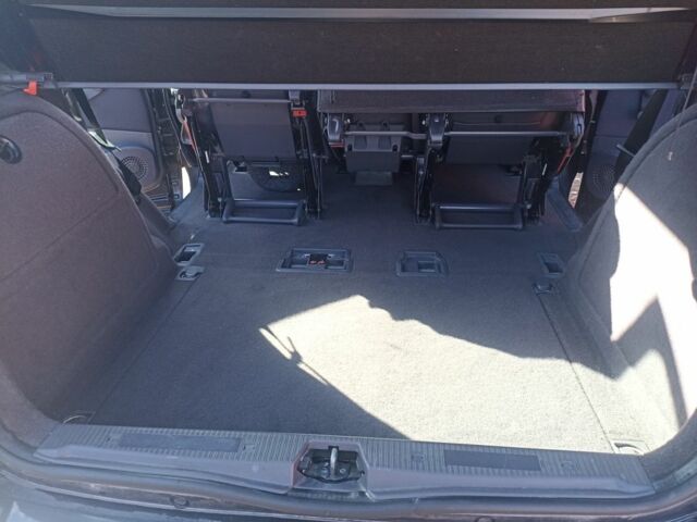 Серый Мерседес 190, объемом двигателя 1.9 л и пробегом 176 тыс. км за 2950 $, фото 6 на Automoto.ua