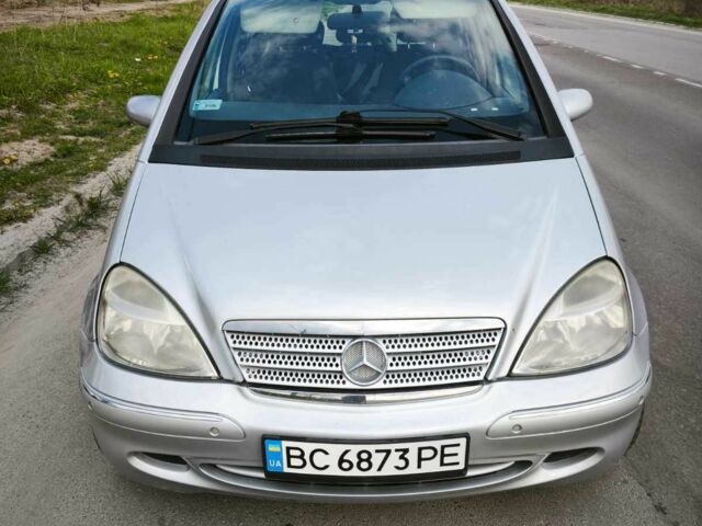 Сірий Мерседес 190, об'ємом двигуна 1.9 л та пробігом 174 тис. км за 3509 $, фото 1 на Automoto.ua