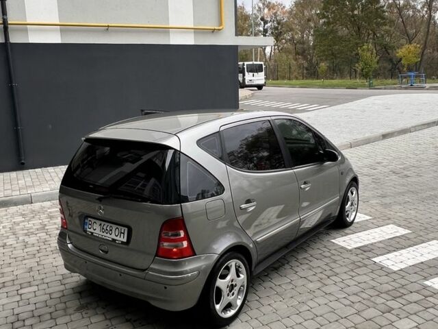 Сірий Мерседес 190, об'ємом двигуна 1.9 л та пробігом 206 тис. км за 4500 $, фото 6 на Automoto.ua