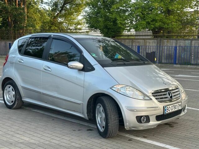 Сірий Мерседес 190, об'ємом двигуна 2 л та пробігом 258 тис. км за 4999 $, фото 3 на Automoto.ua