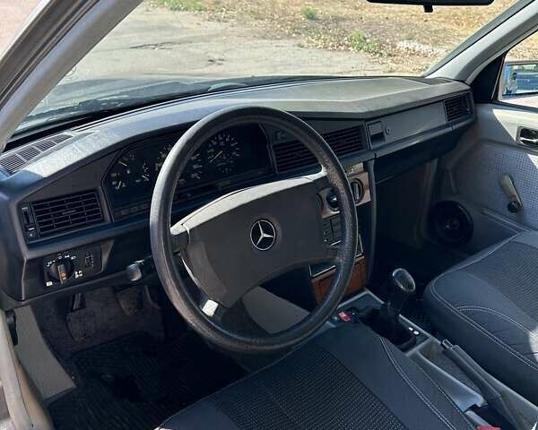 Сірий Мерседес 190, об'ємом двигуна 2.5 л та пробігом 275 тис. км за 5500 $, фото 10 на Automoto.ua