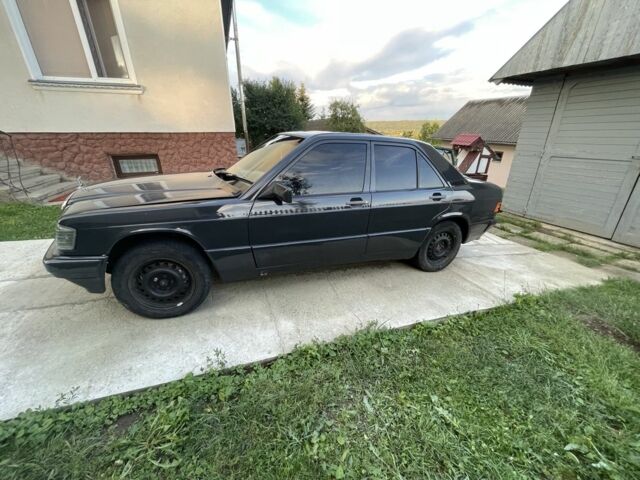 Сірий Мерседес 190, об'ємом двигуна 2 л та пробігом 40 тис. км за 2100 $, фото 1 на Automoto.ua