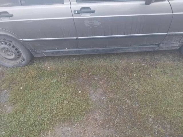 Сірий Мерседес 190, об'ємом двигуна 2 л та пробігом 490 тис. км за 550 $, фото 6 на Automoto.ua