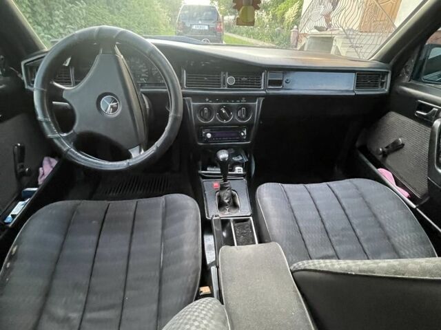 Сірий Мерседес 190, об'ємом двигуна 2 л та пробігом 40 тис. км за 2100 $, фото 7 на Automoto.ua