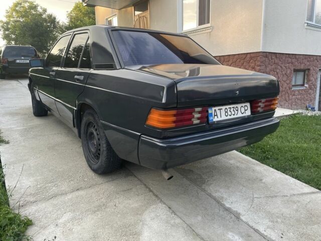Сірий Мерседес 190, об'ємом двигуна 2 л та пробігом 40 тис. км за 2100 $, фото 2 на Automoto.ua