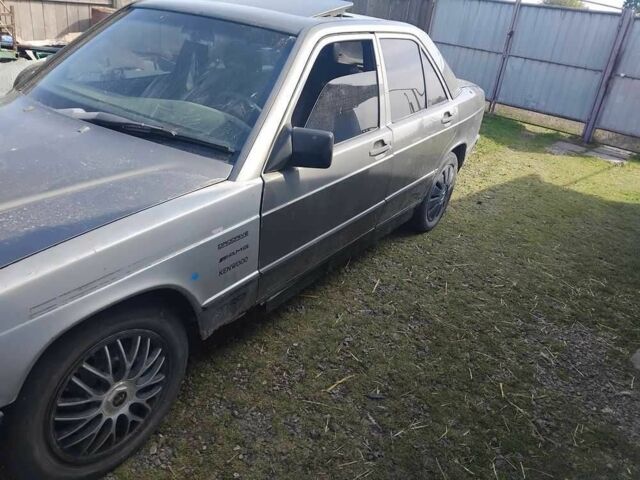 Сірий Мерседес 190, об'ємом двигуна 2 л та пробігом 490 тис. км за 550 $, фото 1 на Automoto.ua