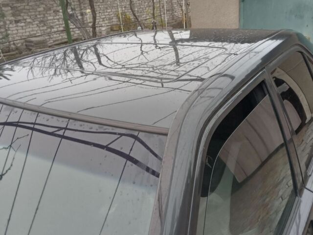 Серый Мерседес 190, объемом двигателя 3 л и пробегом 330 тыс. км за 4000 $, фото 5 на Automoto.ua