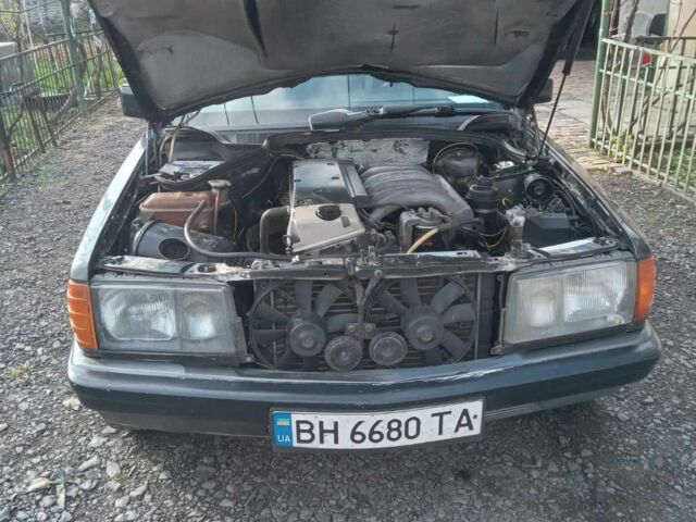 Серый Мерседес 190, объемом двигателя 3 л и пробегом 330 тыс. км за 4000 $, фото 6 на Automoto.ua