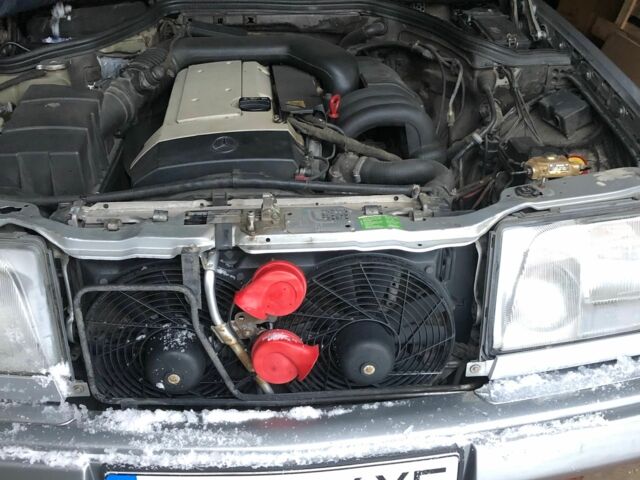 Серый Мерседес 190, объемом двигателя 0 л и пробегом 249 тыс. км за 7500 $, фото 8 на Automoto.ua