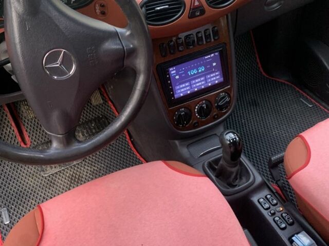 Серый Мерседес 190, объемом двигателя 1.9 л и пробегом 231 тыс. км за 3250 $, фото 2 на Automoto.ua