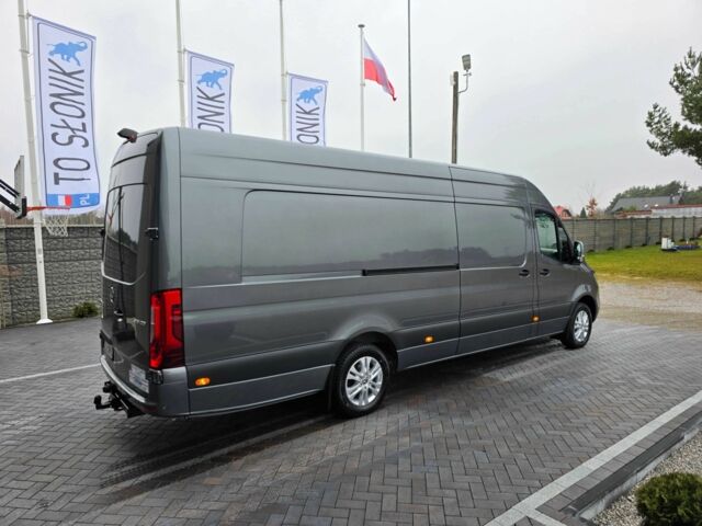 Серый Мерседес 190, объемом двигателя 3 л и пробегом 1 тыс. км за 122447 $, фото 6 на Automoto.ua