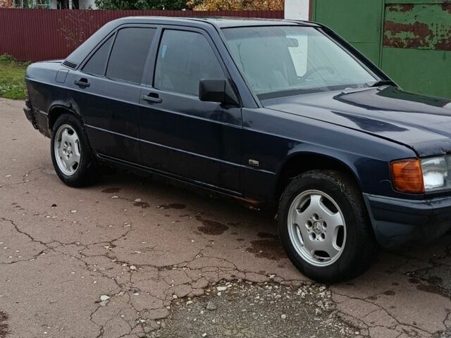 Синій Мерседес 190, об'ємом двигуна 2 л та пробігом 452 тис. км за 837 $, фото 3 на Automoto.ua