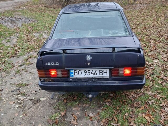 Синій Мерседес 190, об'ємом двигуна 2 л та пробігом 999 тис. км за 800 $, фото 3 на Automoto.ua
