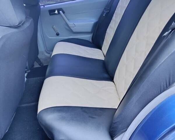 Синій Мерседес 190, об'ємом двигуна 2 л та пробігом 300 тис. км за 1600 $, фото 7 на Automoto.ua