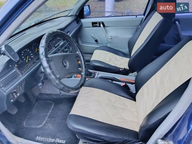 Синій Мерседес 190, об'ємом двигуна 2 л та пробігом 300 тис. км за 1600 $, фото 6 на Automoto.ua