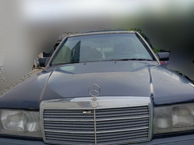 Синій Мерседес 190, об'ємом двигуна 2 л та пробігом 400 тис. км за 1900 $, фото 1 на Automoto.ua