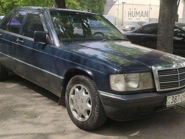 Синій Мерседес 190, об'ємом двигуна 2 л та пробігом 370 тис. км за 2800 $, фото 1 на Automoto.ua