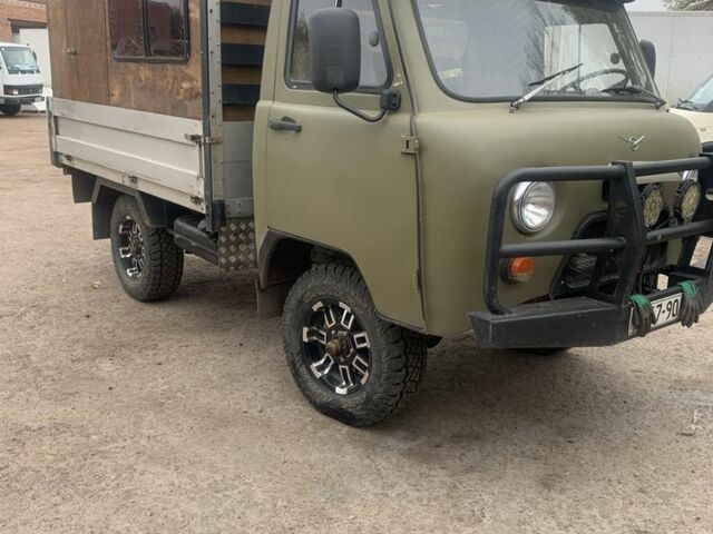 Зеленый Мерседес 190, объемом двигателя 2.3 л и пробегом 3 тыс. км за 3200 $, фото 2 на Automoto.ua