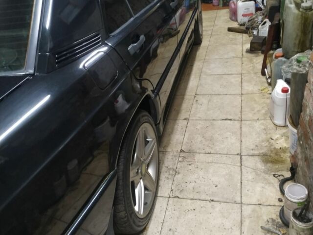 Зеленый Мерседес 190, объемом двигателя 2 л и пробегом 1 тыс. км за 3400 $, фото 7 на Automoto.ua