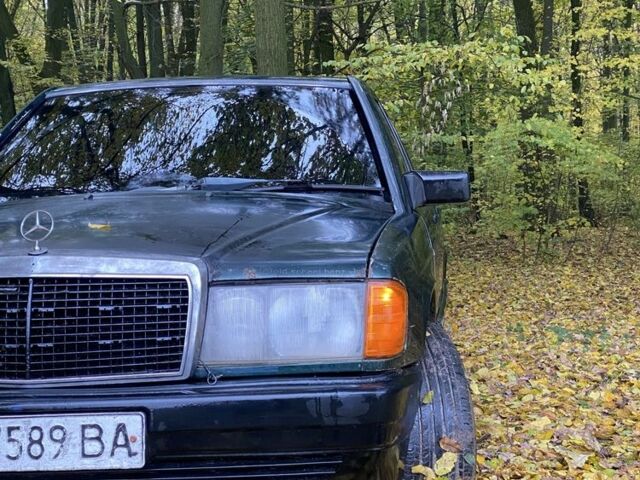 Мерседес 190 1986 в Виннице на Automoto.ua Зеленый Мерседес 190, объемом двигателя 2 л и пробегом 500 тыс. км за 1400 $, фото 8 на Automoto.ua