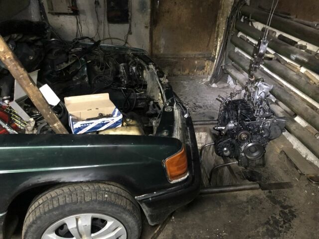 Мерседес 190 1986 в Виннице на Automoto.ua Зеленый Мерседес 190, объемом двигателя 2 л и пробегом 500 тыс. км за 1400 $, фото 23 на Automoto.ua