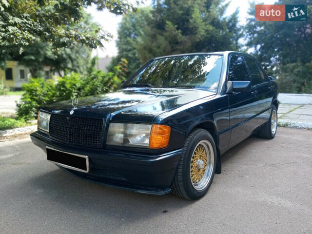 Зелений Мерседес 190, об'ємом двигуна 2 л та пробігом 1 тис. км за 3000 $, фото 2 на Automoto.ua