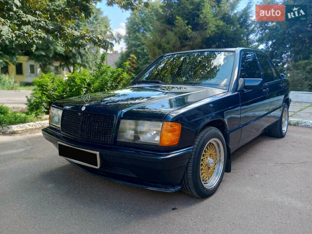 Зелений Мерседес 190, об'ємом двигуна 2 л та пробігом 1 тис. км за 3000 $, фото 5 на Automoto.ua