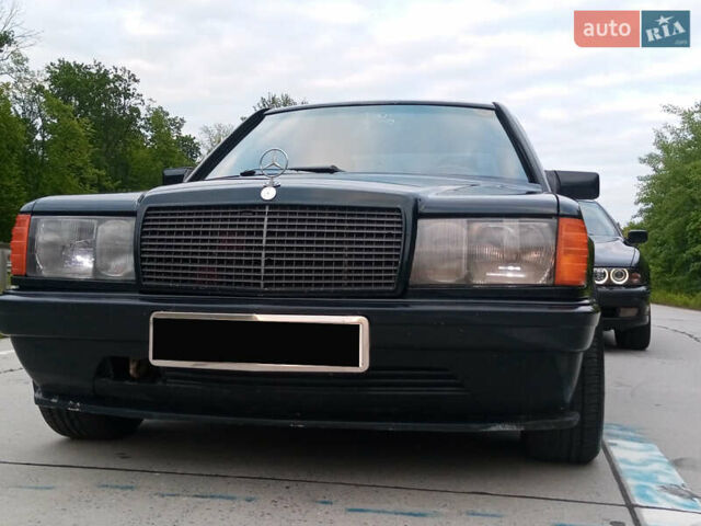 Зелений Мерседес 190, об'ємом двигуна 2 л та пробігом 1 тис. км за 3000 $, фото 4 на Automoto.ua