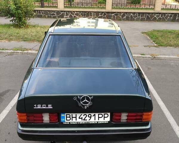 Зеленый Мерседес 190, объемом двигателя 2 л и пробегом 350 тыс. км за 1900 $, фото 5 на Automoto.ua