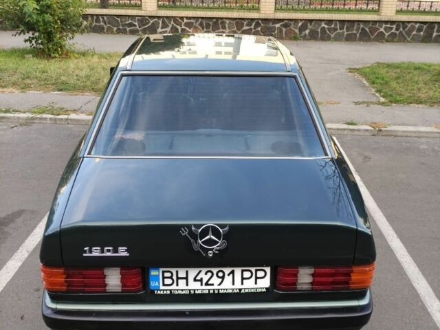 Зеленый Мерседес 190, объемом двигателя 2 л и пробегом 350 тыс. км за 1850 $, фото 9 на Automoto.ua